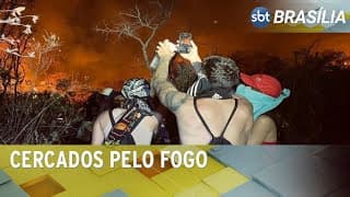 Fogo cerca 20 pessoas em trilha de cachoeira | SBT Brasília