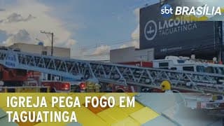 Incêndio destrói igreja e fumaça chama atenção | SBT Brasília