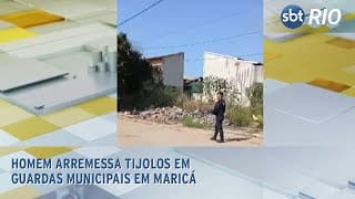Homem arremessa tijolos em guardas municipais em Maricá