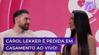 Carol Lekker é pedida em casamento AO VIVO | Fofocalizando 04/02/26