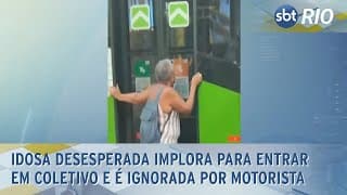 Idosa desesperada implora para entrar em coletivo e é ignorada por motorista