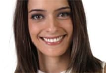 Maria Cecília (Lisandra Parede)