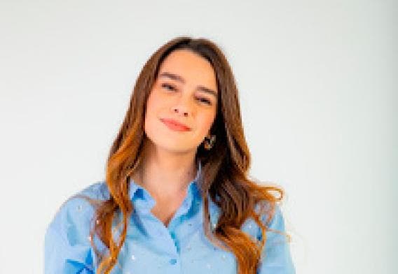 Beatriz  Atriz (Mariana Molina)