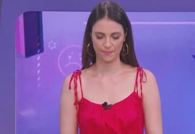 Ao vivo, programa Triturando homenageia colaborador do SBT que morreu vítima da Covid-19