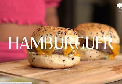 Receita de hambúrguer caseiro | Minutinhos da Chef