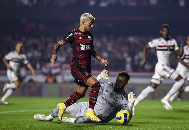 São Paulo x Flamengo: onde assistir ao vivo, horário e escalações para  final da Copa do Brasil