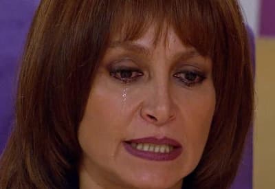 Nesta segunda-feira (22), Vitória é chamada de adúltera por Bruno