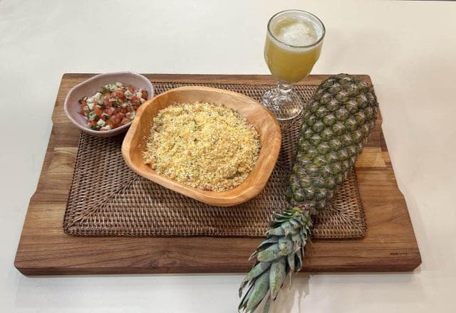 Aprenda a receita de farofa de abacaxi e talos - image