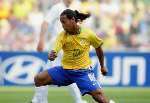 Ronaldinho Gaúcho detona seleção brasileira: "Uma das piores coisas que já vi"