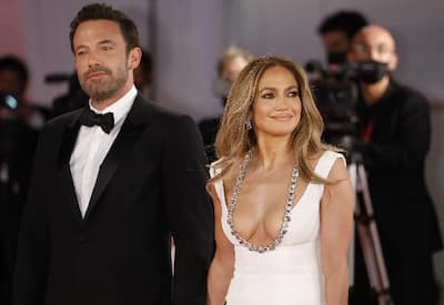 Jennifer Lopez e Ben Affleck são flagrados juntos pela primeira vez após divórcio