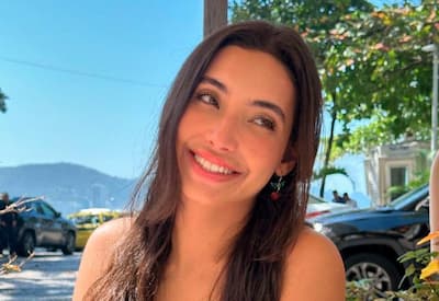 Vanessa Lopes mostra antes e depois de procedimento estético