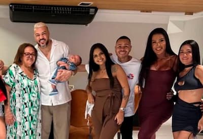 Gracyanne Barbosa se explica após passar Natal com Belo: "Natural"