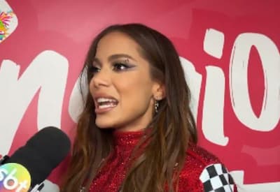 EXCLUSIVO! Anitta abre o jogo sobre relação intensa com seus fãs