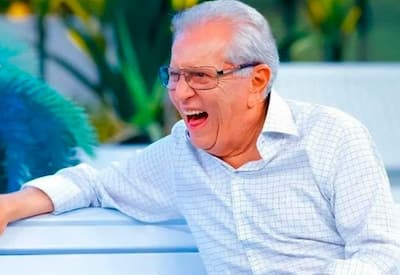 Carlos Alberto de Nobrega completa 71 anos como CLT