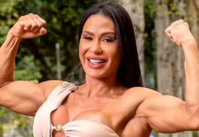 Gracyanne Barbosa esbanja barriga negativa em exercício abdominal