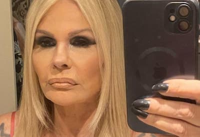 Monique Evans completa 69 anos e reflete sobre envelhecer: "O corpo muda"