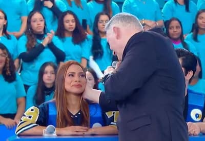 Lexa se emociona com palavras de Padre Marcelo Rossi sobre maternidade: "Vai chegar a hora"