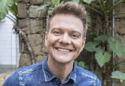 Michel Teló revela que já escreveu música para Chitãozinho e Xororó