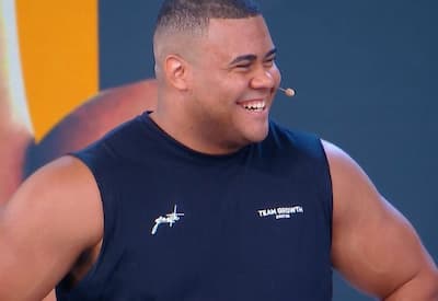 Bitelo é desafiado por Ron Drax a carregar 200kg no Domingo Legal