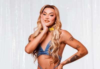 Fã puxa lace de Pabllo Vittar e artista responde com tapa; veja