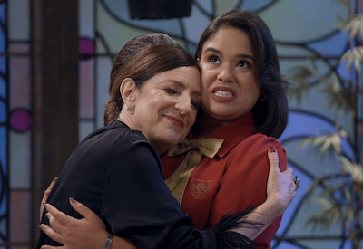 Nesta segunda-feira (11), Elisa volta a morar no colégio