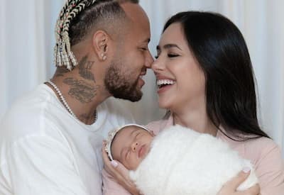 Bruna Biancardi compara foto de infância com filha caçula Mel: "Parecida comigo"