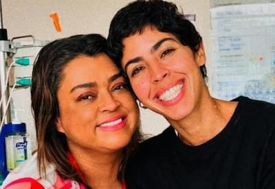 Bela Gil revela como está enfrentando o luto pela irmã Preta Gil