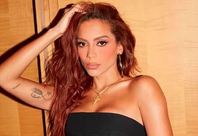 Anitta faz live misteriosa e movimenta a web: "Enigmática"