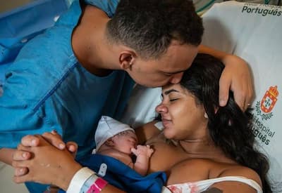João Gomes compartilha imagens do nascimento do filho caçula