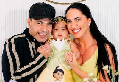 Graciele Lacerda mostra primeira vez da filha no mar e encanta