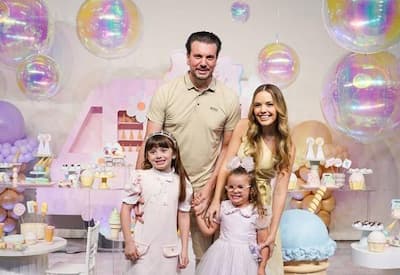 Thaeme realiza pedido inusitado no aniversário da filha