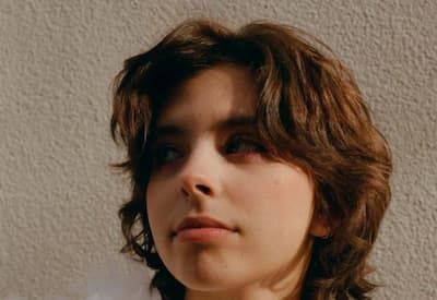 Neta de Gilberto Gil, Flor completa 17 anos e ganha homenagem do avô