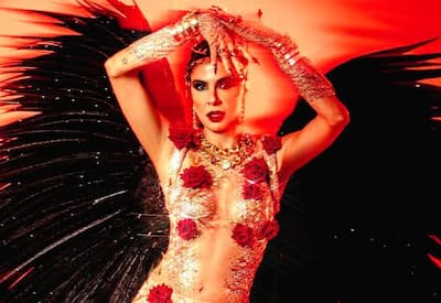 Luciana Gimenez volta às passarelas e relembra desfile marcante