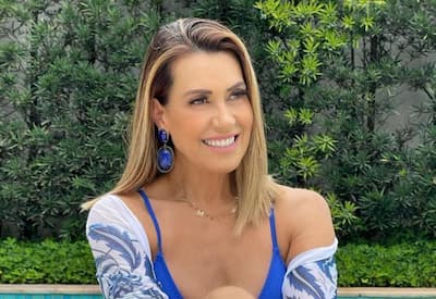 Solange Frazão impressiona ao exibir shape sarado às vésperas de completar 63 anos