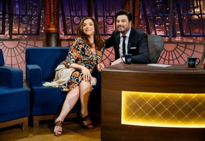 Com muito humor e uma carreira repleta de sucessos, Marisa Orth é a convidada do The Noite desta sexta-feira (02)