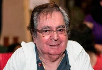 Benedito Ruy Barbosa deixa hospital após tratar infecção urinária