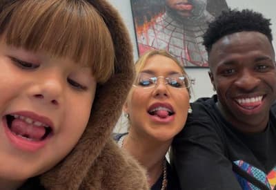 Virginia se encanta com surpresa de Vini Jr. para os filhos dela