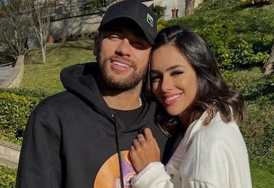 Neymar ganha festa surpresa de Bruna Biancardi e comemora aniversário em família