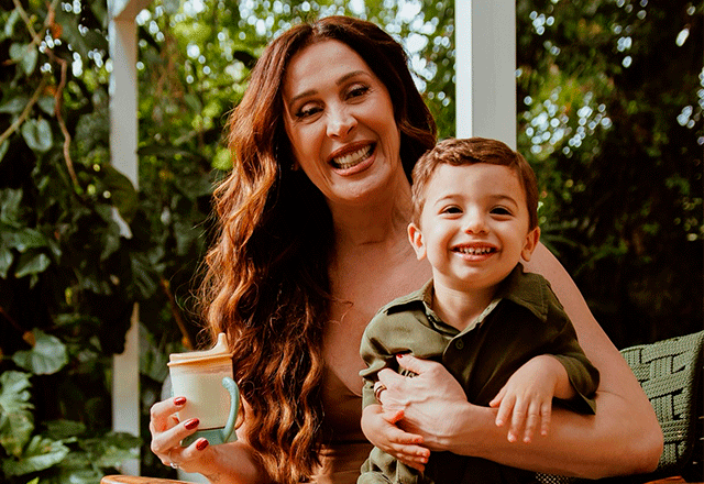 Claudia Raia celebra aniversário de caçula com vídeo especial: "Milagre"