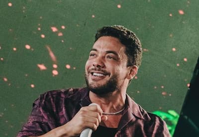 Wesley Safadão brinca com nota do filho e promete "prêmio" se tirar 10 na prova