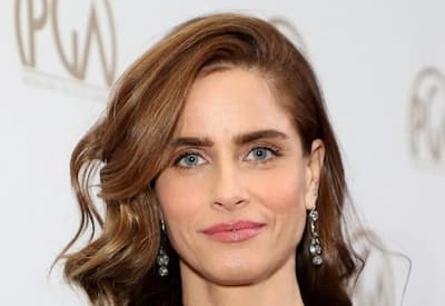 Amanda Peet revela diagnóstico de câncer de mama