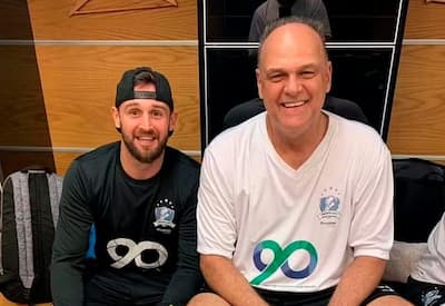Filho de Oscar Schmidt se despede do pai: "Sem chão"