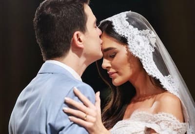 Cantor Hugo emociona ao revelar perda de bebê e se declara para a esposa