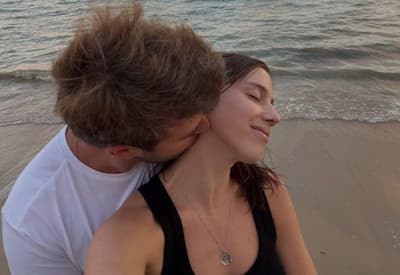 Alice Wegmann faz rara declaração ao namorado em aniversário