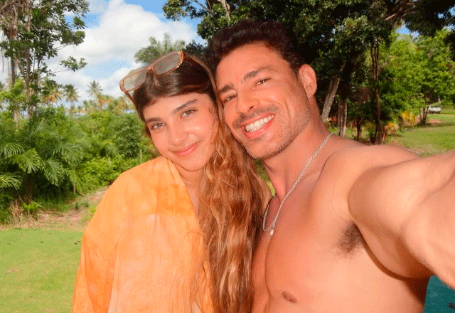 Filha de Cauã Reymond faz primeira publicação nas redes e compartilha fotos de viagem com o pai