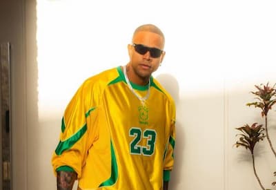 Léo Santana comemora aniversário com festa e look de luxo com bolsa de R$ 70 mil