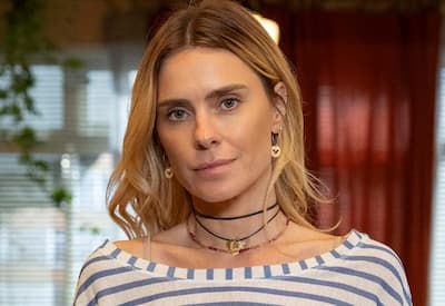 Carolina Dieckmmann impressiona ao mudar de visual; veja o vídeo