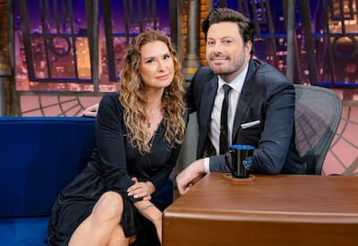 Por que Lavínia Vlasak sumiu das novelas? Atriz relembra 30 anos de carreira no "The Noite"