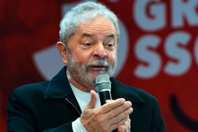 Lula concede entrevista coletiva sobre condenação na Lava Jato