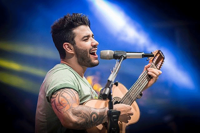 Gusttavo Lima Cantando